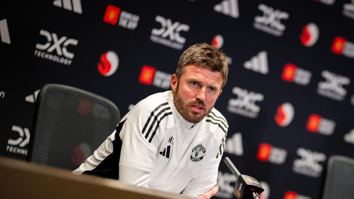 曼联临时主帅卡里克表现亮眼 拉特克利夫称其工