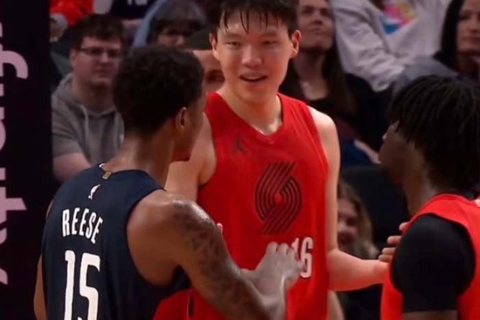 开拓者轻取奇才杨瀚森11分钟6分4篮板引关注