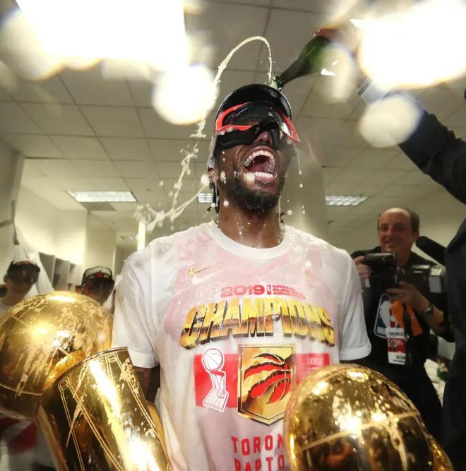 伦纳德巅峰四重奏：2016-2017、2019、2021