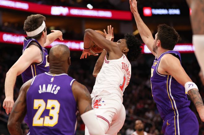 湖人vs火箭：东契奇伤情成关键，詹姆斯能否扛起