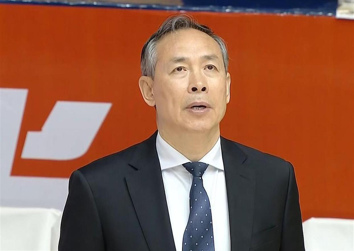 山东男篮主场惨败，首发五人集体哑火